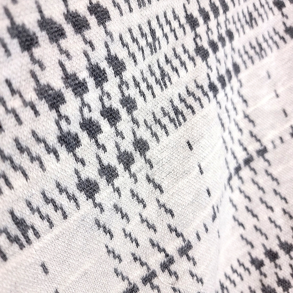 NEW coco+carmen loose fitting bohemian kimono sweater with neutral color scheme - Picture 7 of 9
